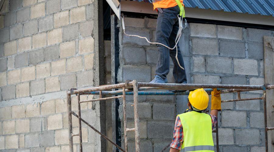 Professional gutter cleaning in Mayfield, KS